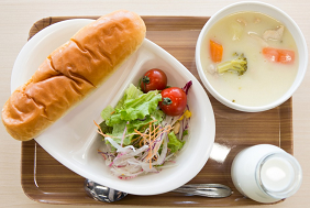 学校給食の思い出は？